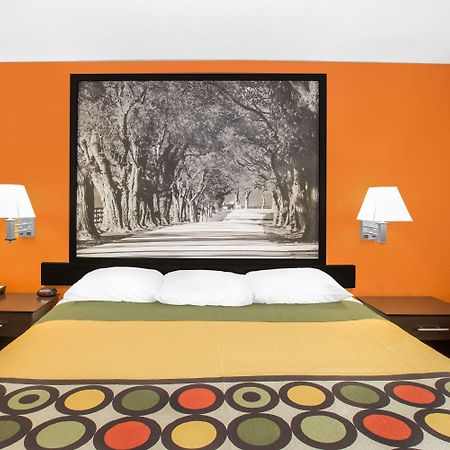 ซูเปอร์ 8 บาย วินด์แฮม คลีฟ/เวสต์ เดอมอยต์ Motel Clive ภายนอก รูปภาพ