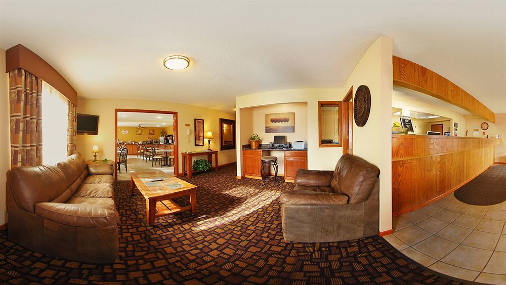 ซูเปอร์ 8 บาย วินด์แฮม คลีฟ/เวสต์ เดอมอยต์ Motel Clive ภายนอก รูปภาพ